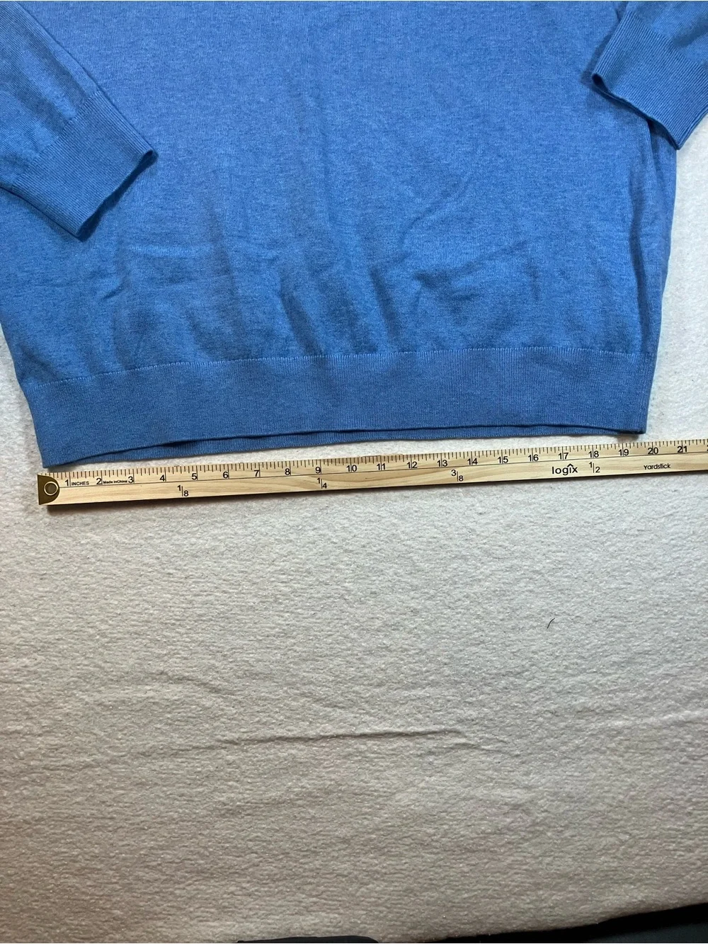 L.L. Bean Men's Heathered Blue Crewneck Sweater‎